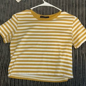 yellow and white stripped top